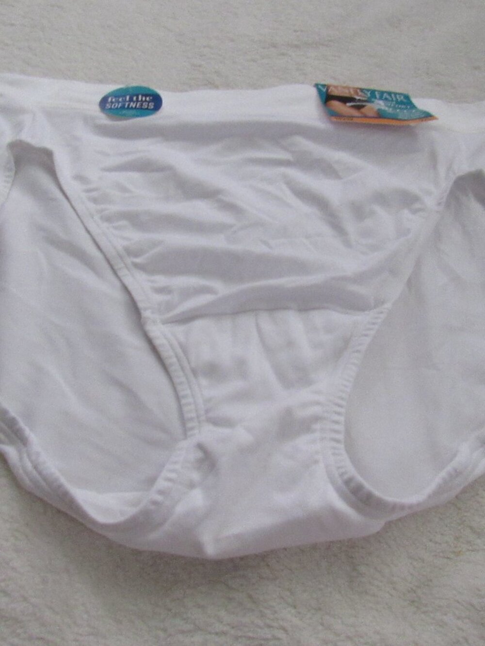 Vanity Fair Feel Softness Hi Cut Soft Seamless White Panty NWT 7/L
